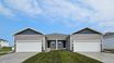 casa en Majestic Pointe Twinhomes por D.R. Horton Basic
