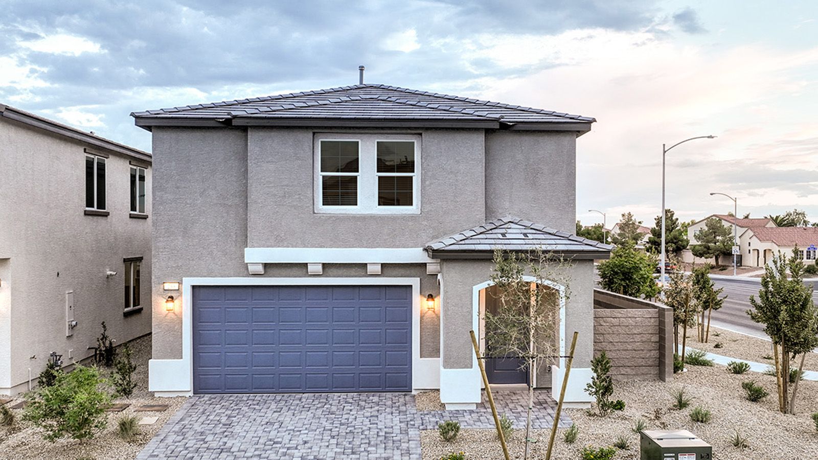 casa en Sky Falls por D.R. Horton