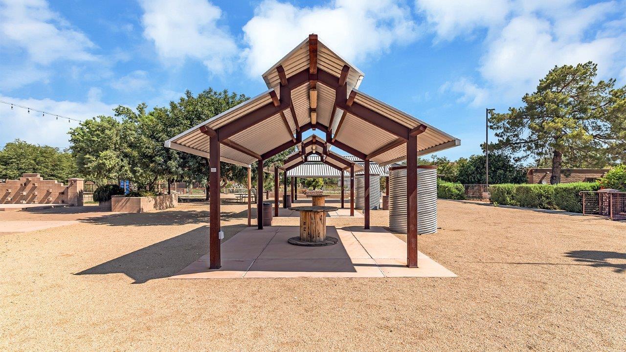 Subdivision Image 75