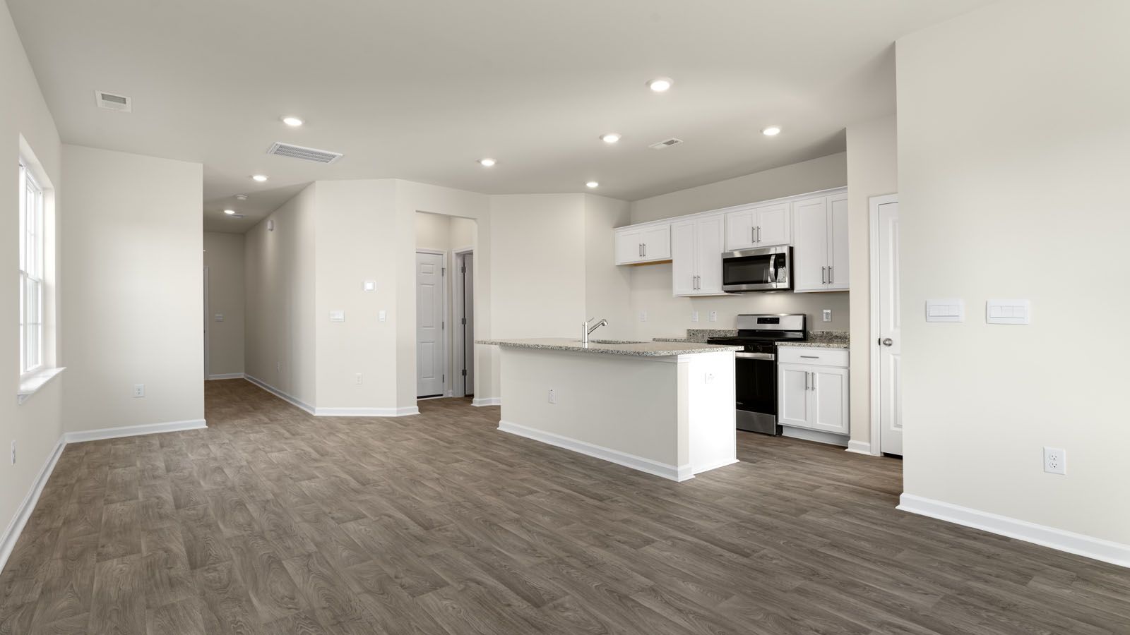 123 Starlight Street (MAYWOOD)