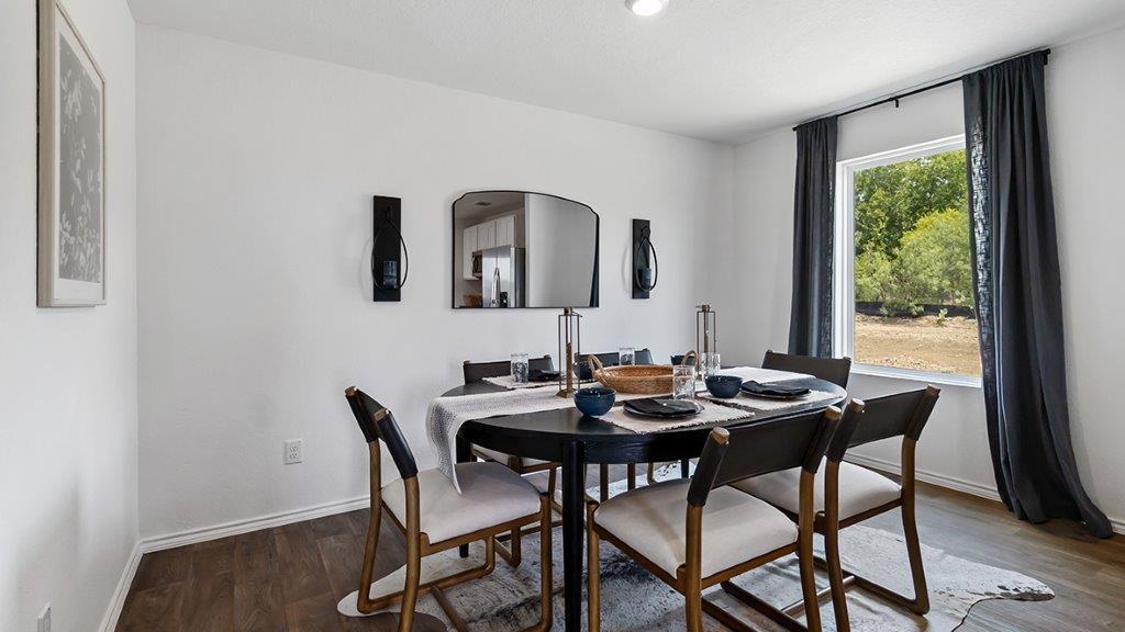 1707 Zander Court. Alvin, TX 77511