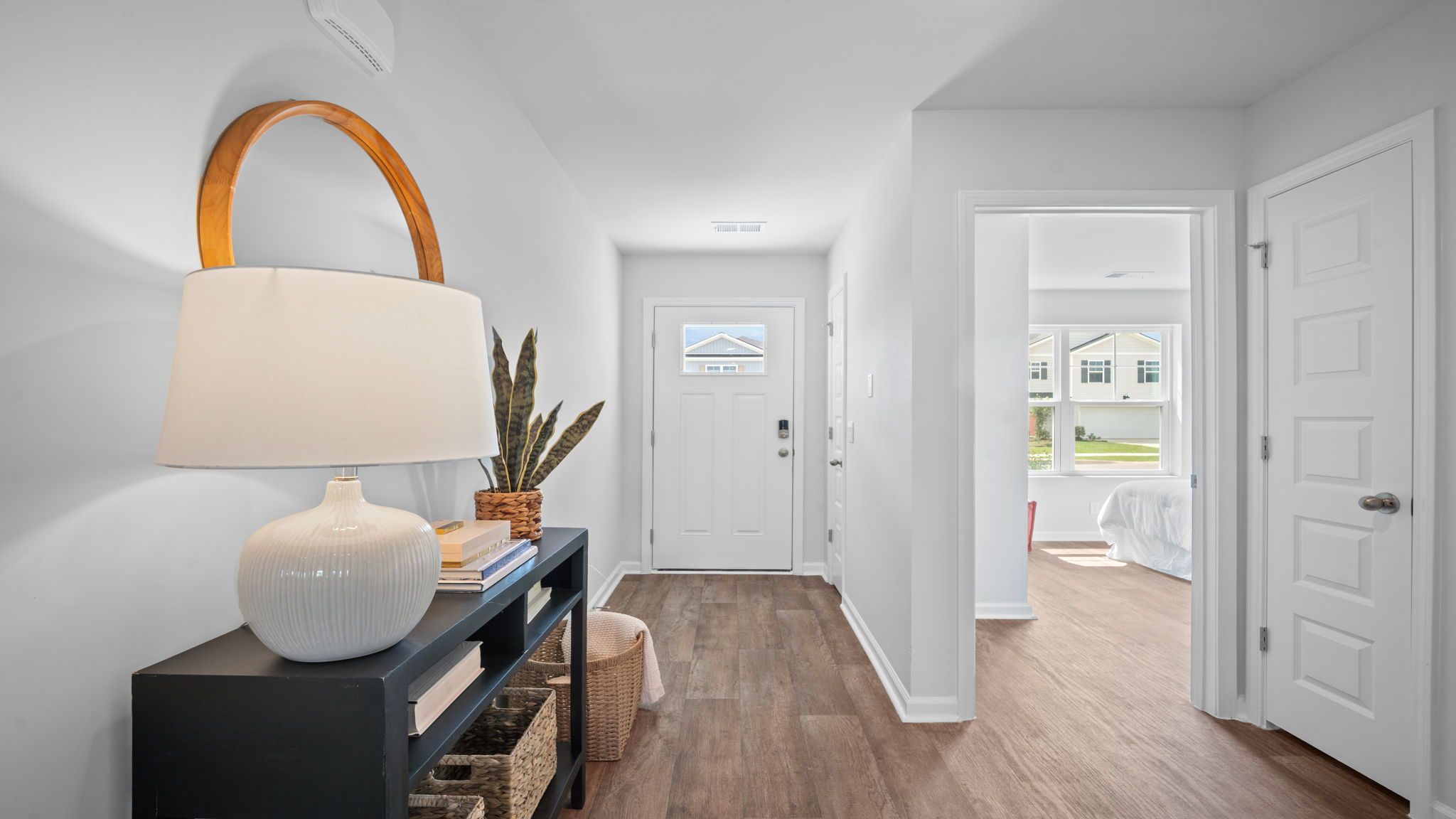 127 Fraser Lane (FREEPORT)