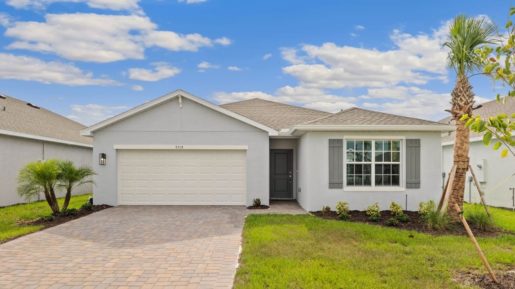 LAKESIDE - Coral Lakes - Tradition & Express: Punta Gorda, Florida - D.R. Horton