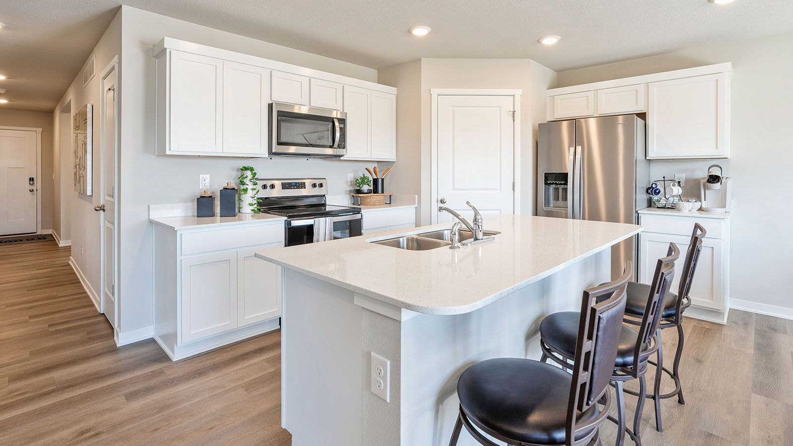 118 ERICA LANE (HAMILTON)