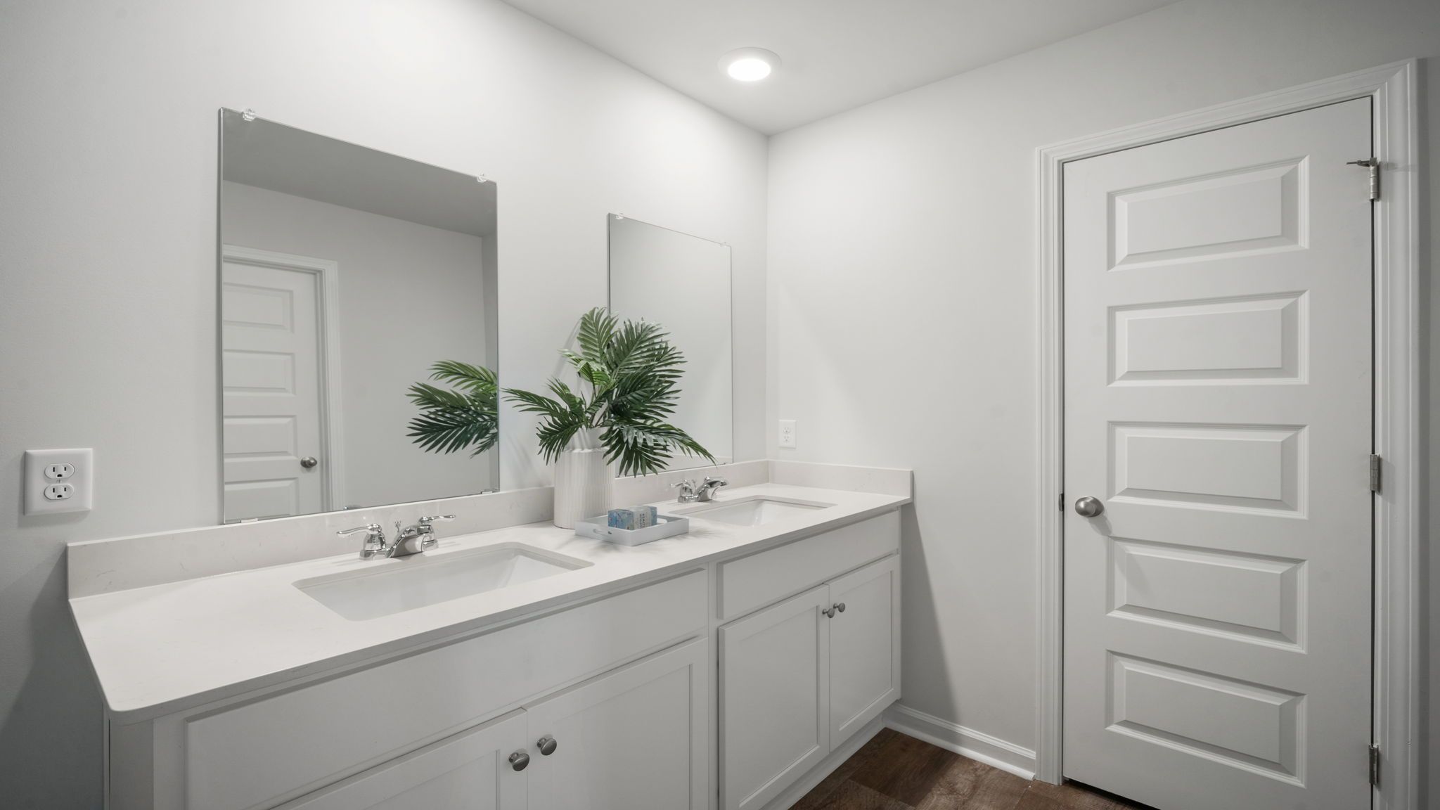 20 Lakefront Dr. Port Wentworth, GA 31407