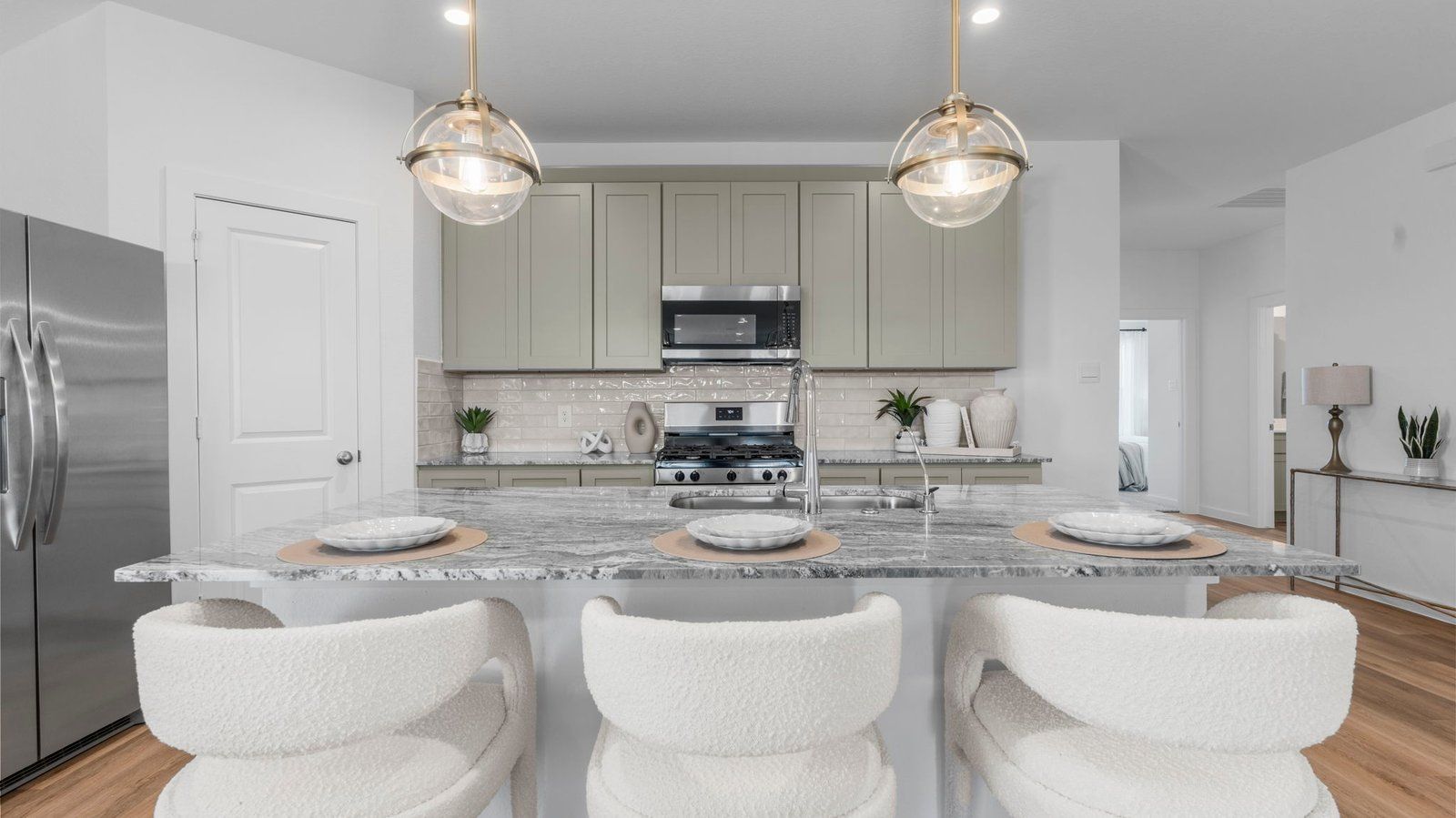 1307 Angelfish Drive. Iowa Colony, TX 77583