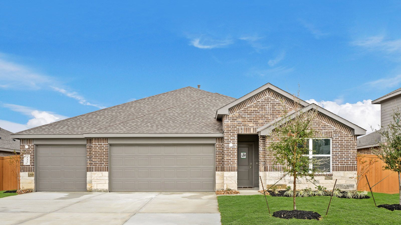 Courtland - River Ranch Meadows: Dayton, Texas - D.R. Horton