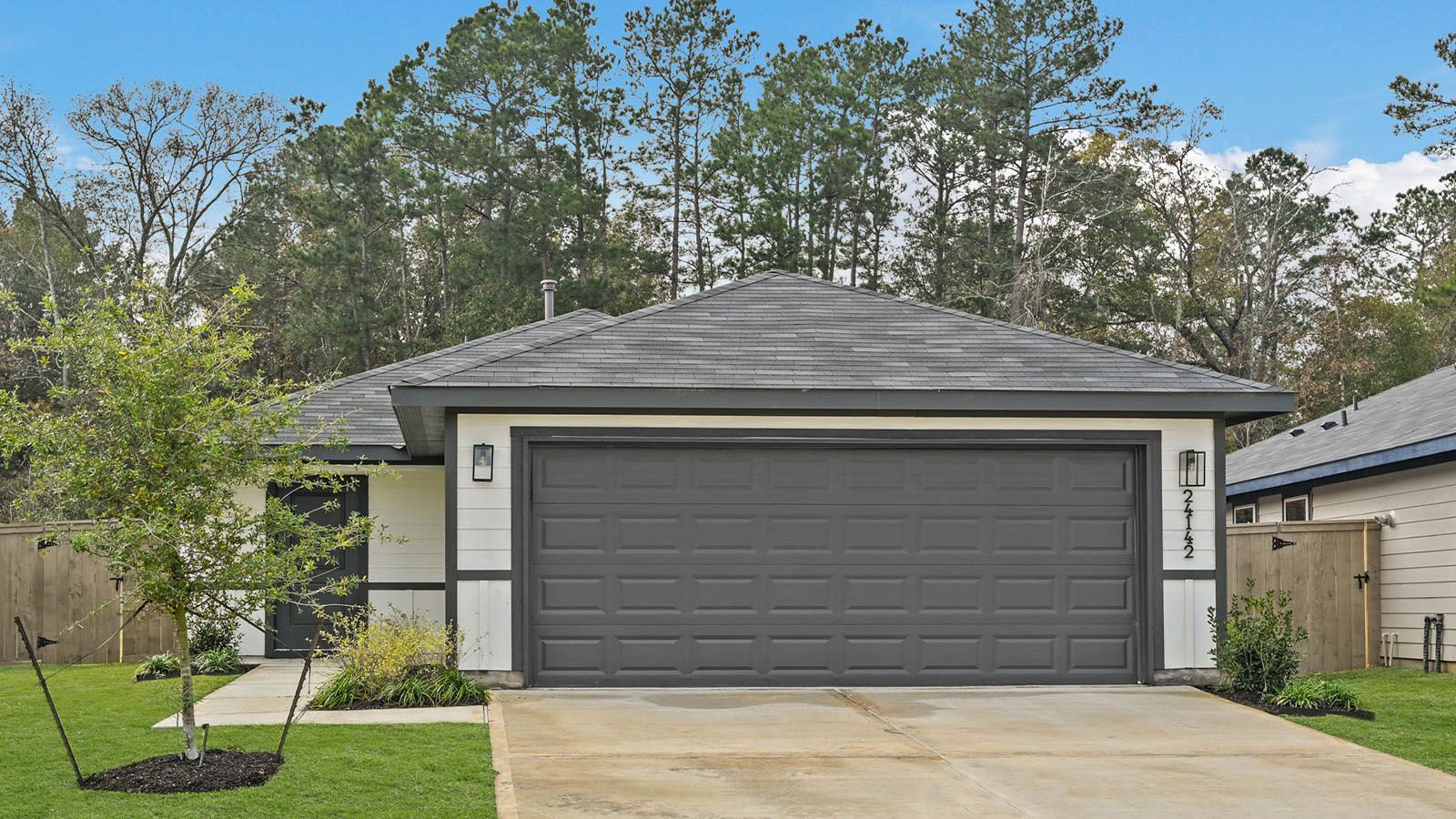 Barton - The Canopies: Splendora, Texas - D.R. Horton