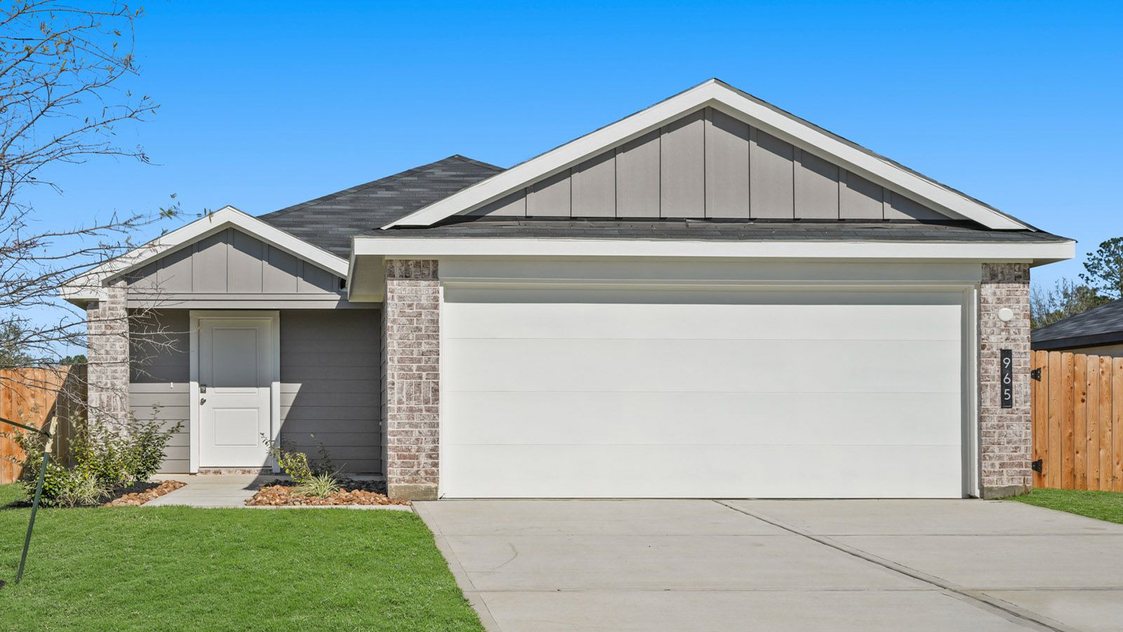 965 Sutherland Falls Street