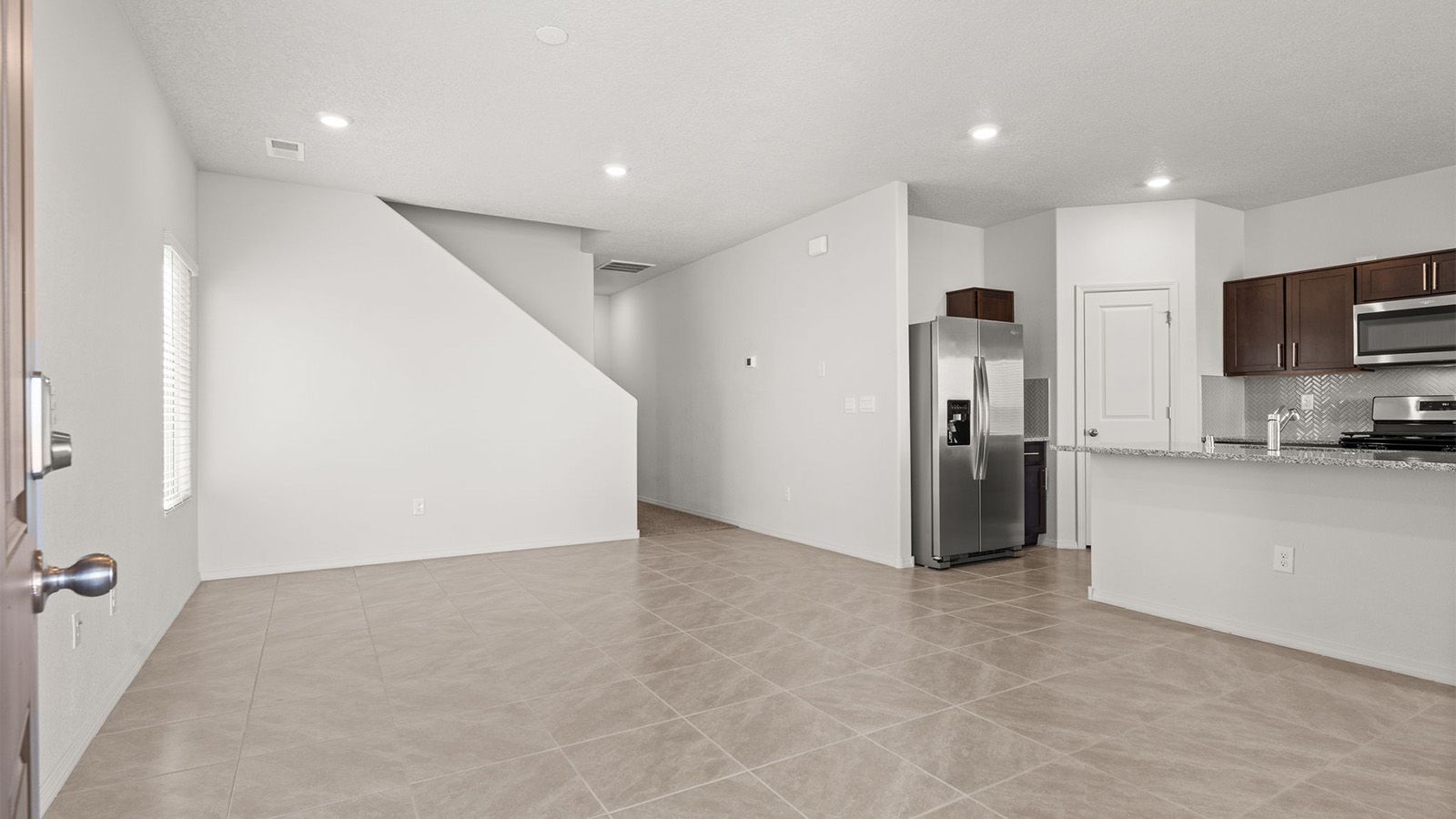 6118 Chicago Dr SE (Lemongrass)