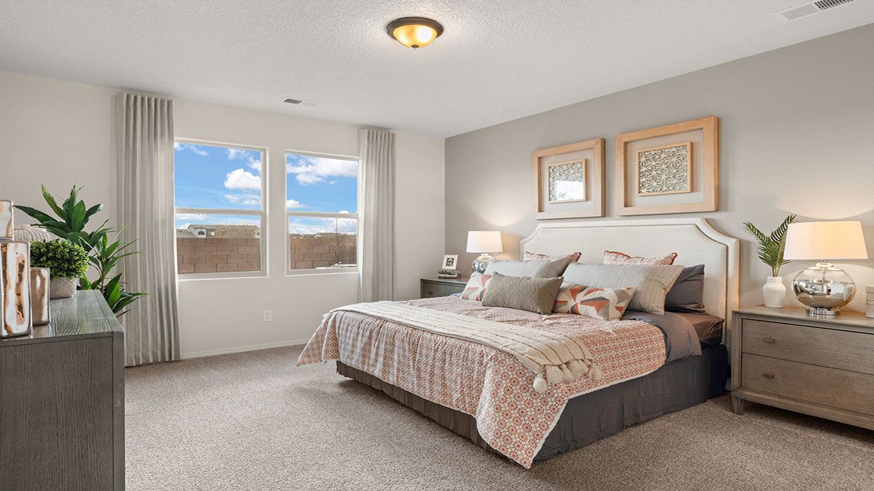 2605 Eglisfield Loop NE (Stella)