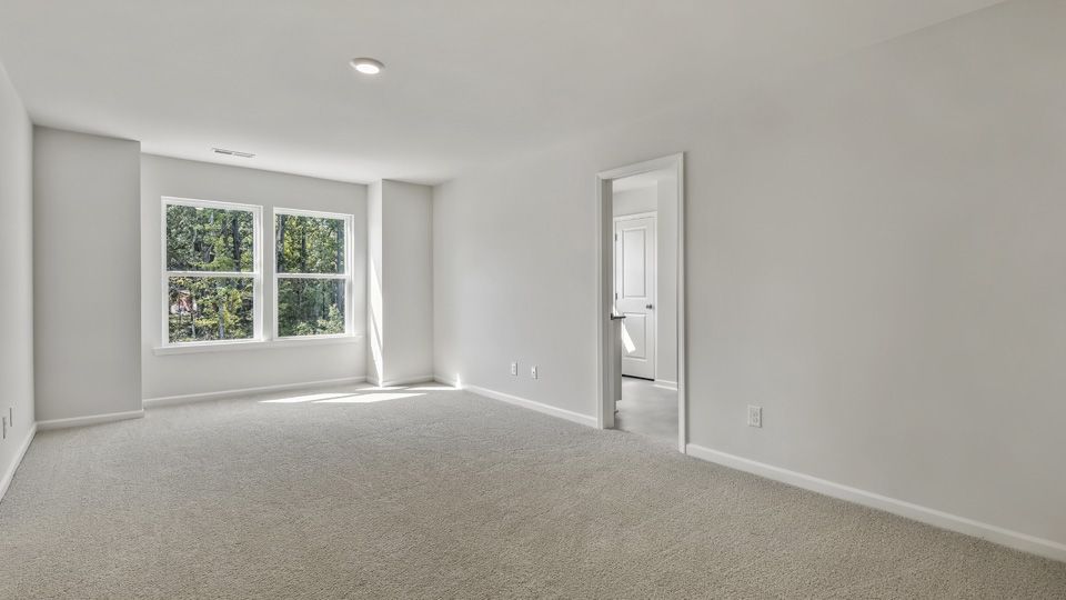 415 Kinneries Drive (LANSING)