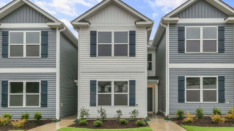 200 Holmes Corner Drive (JONATHAN)