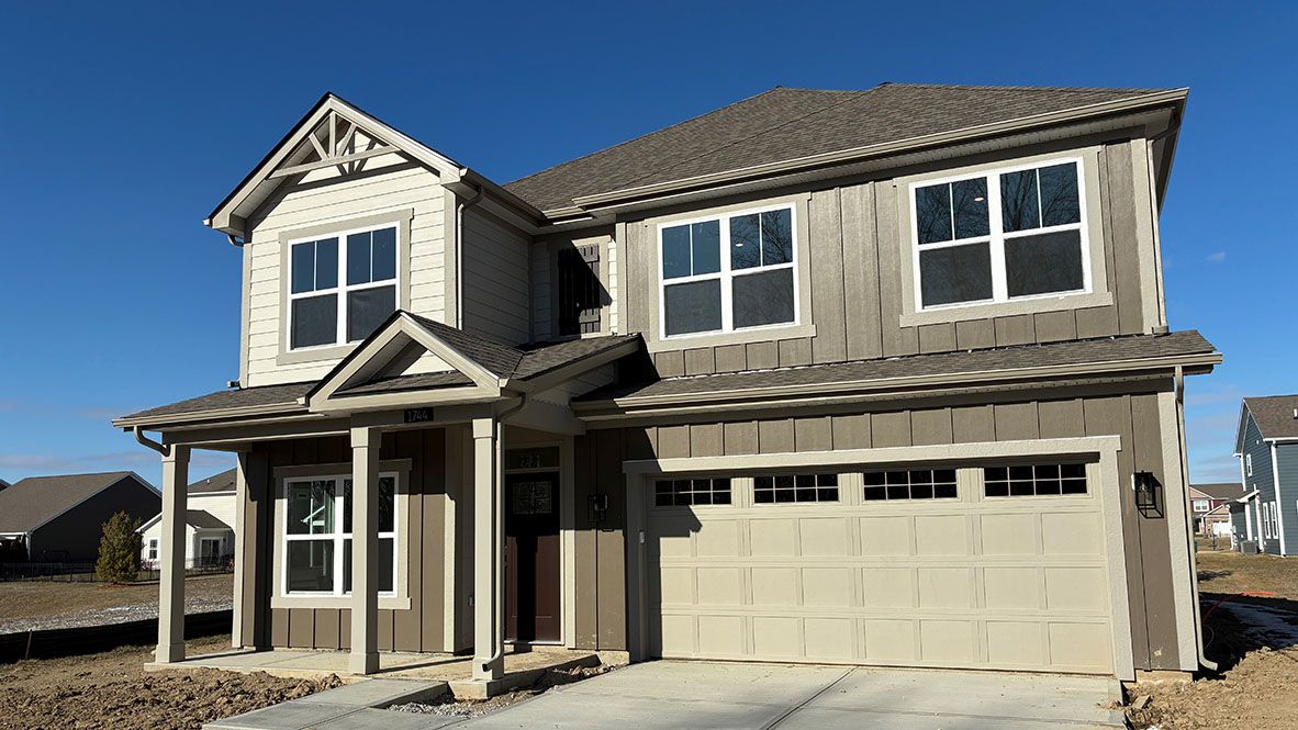 Stamford - Mt. Vernon North: Fortville, Indiana - D.R. Horton