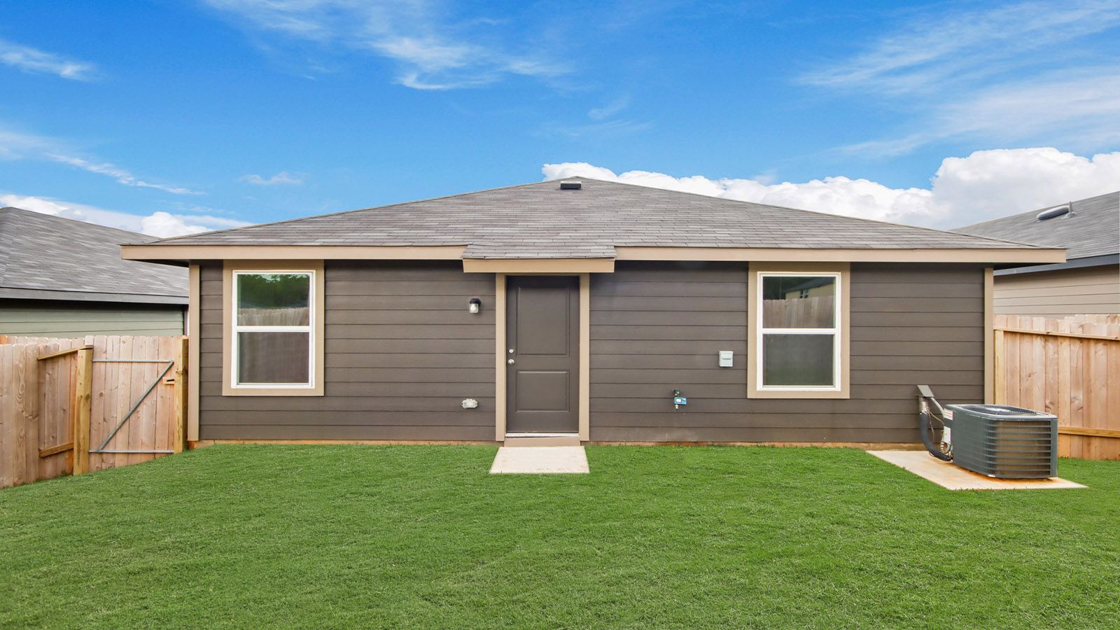 12239 McCrorey Castle Pass (Devon)