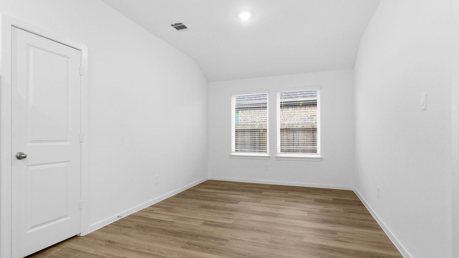 3037 Magnolia Pass Lane. League City, TX 77573