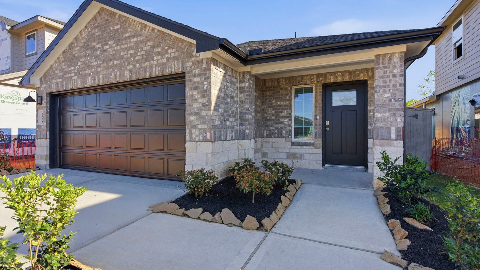 BROOKE - Lakes at Westland Ranch: Alvin, Texas - D.R. Horton