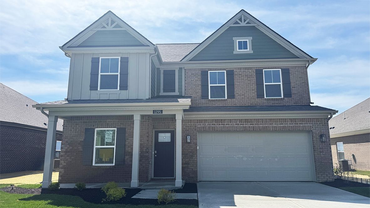 Lone Pine Farms por D.R. Horton en Indianapolis Indiana