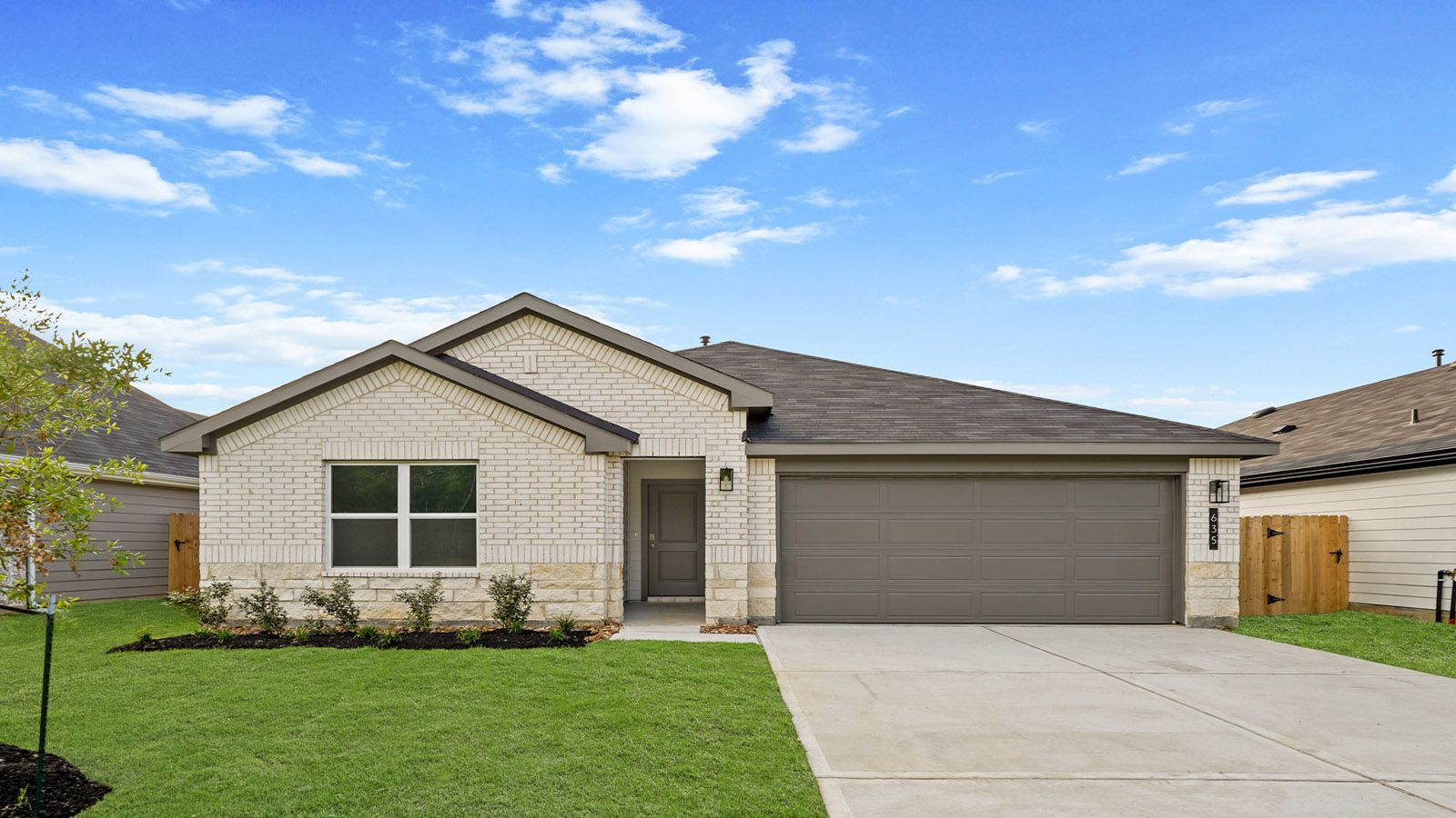 Burnet - Silverthorne: Conroe, Texas - D.R. Horton