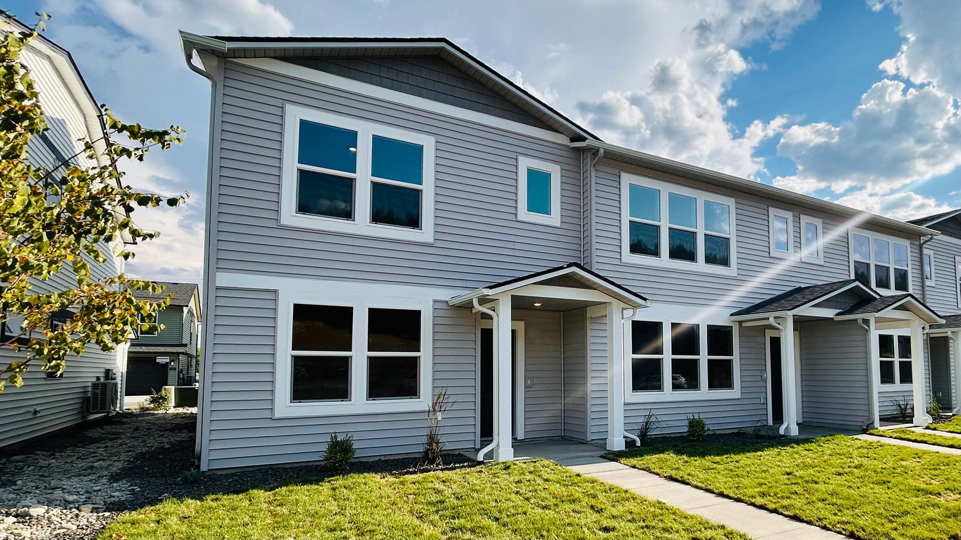 BRIARWOOD - Sekani West Townhomes: Spokane, Washington - D.R. Horton