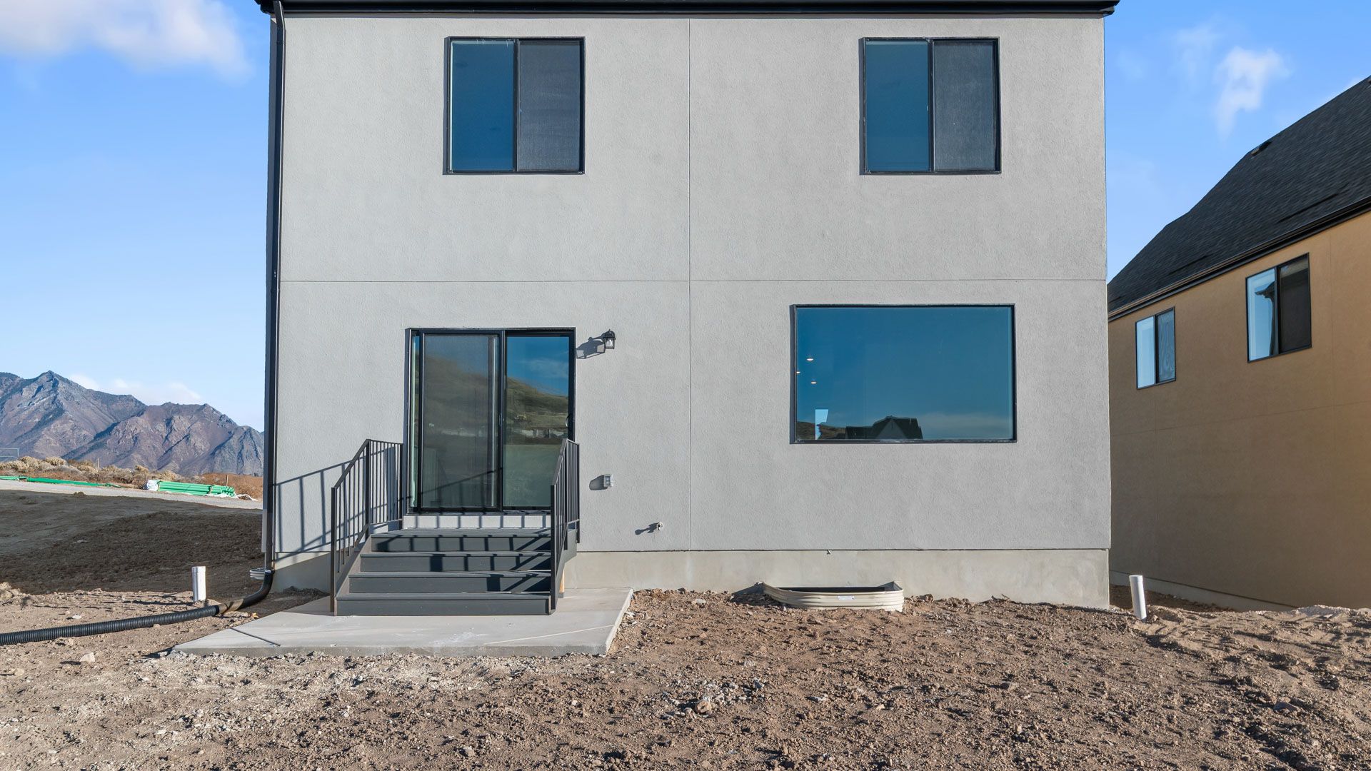 Plan Elevation.
