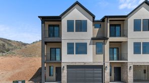 583 E Levengrove Drive 1164 (Overton)