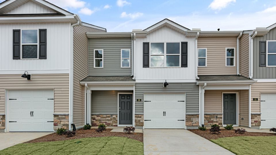 17 Bee Garden Court (ALTAMONT)