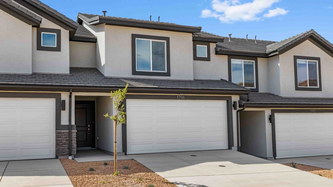 2221 S Wolverine Way #2462 (Millbrook)