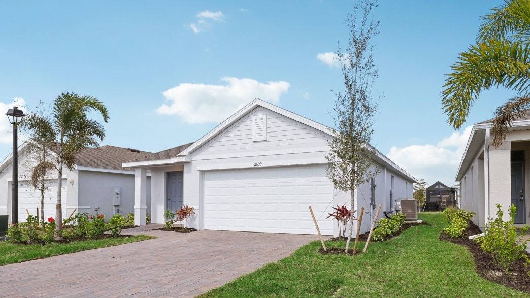 DOWNING II - Asher Park: Lehigh Acres, Florida - D.R. Horton