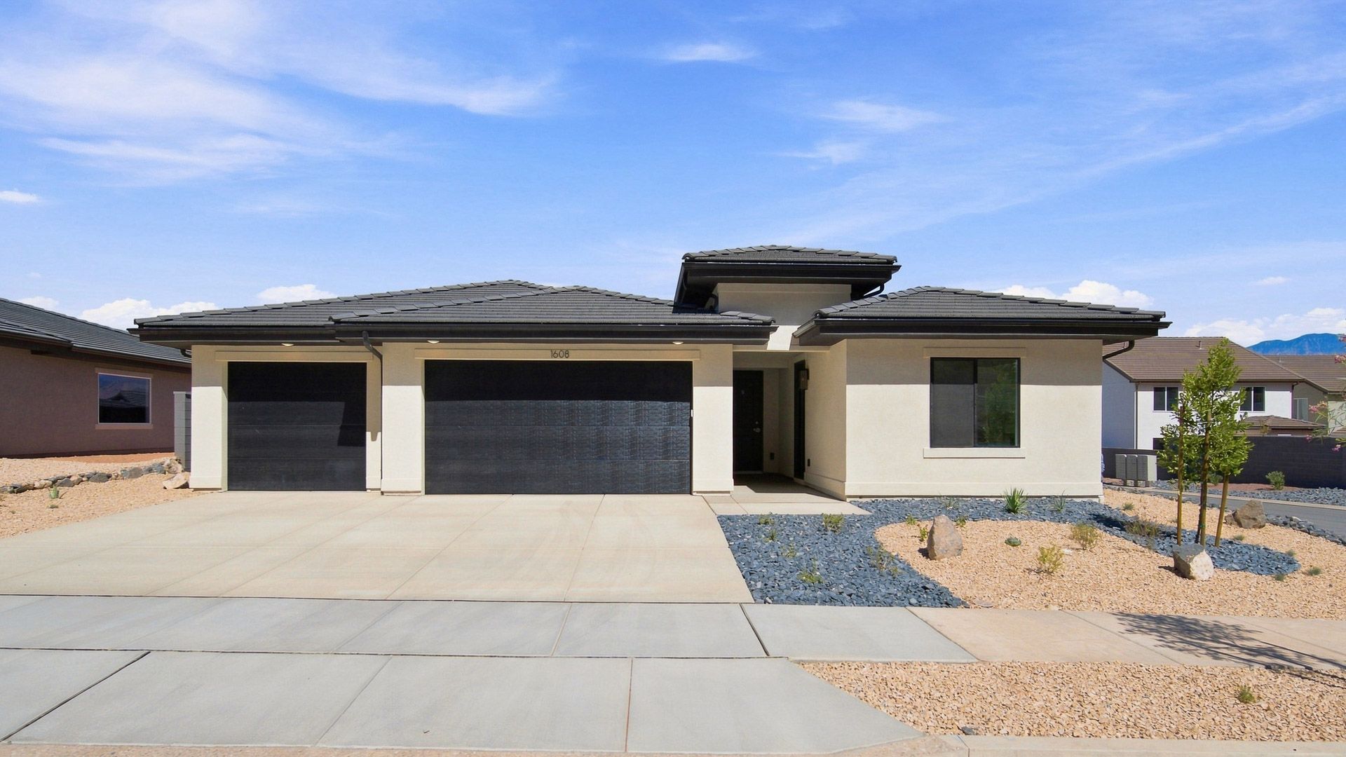 1608 S Staircase Way #4181 (Oasis)