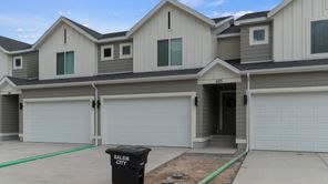 1932 E Corriente Dr 1299 (Millbrook)
