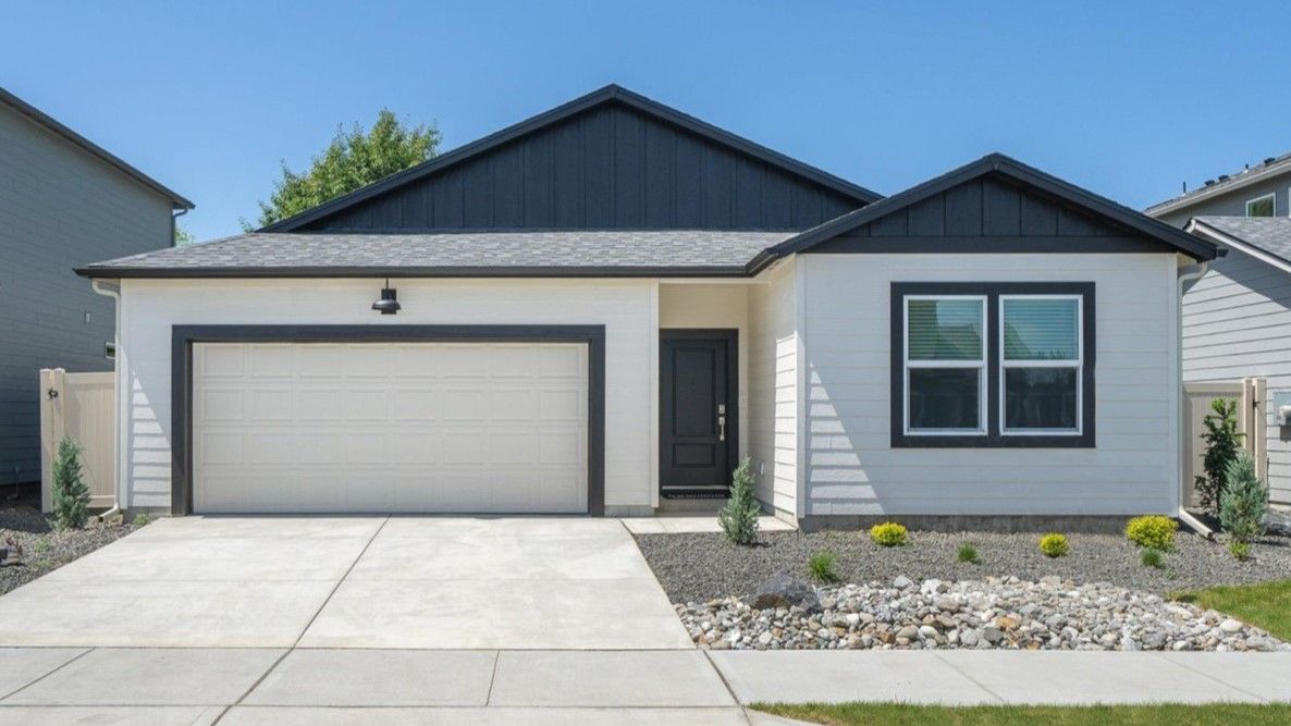 225 W. Pheasant Bluff Ave. (CALI)