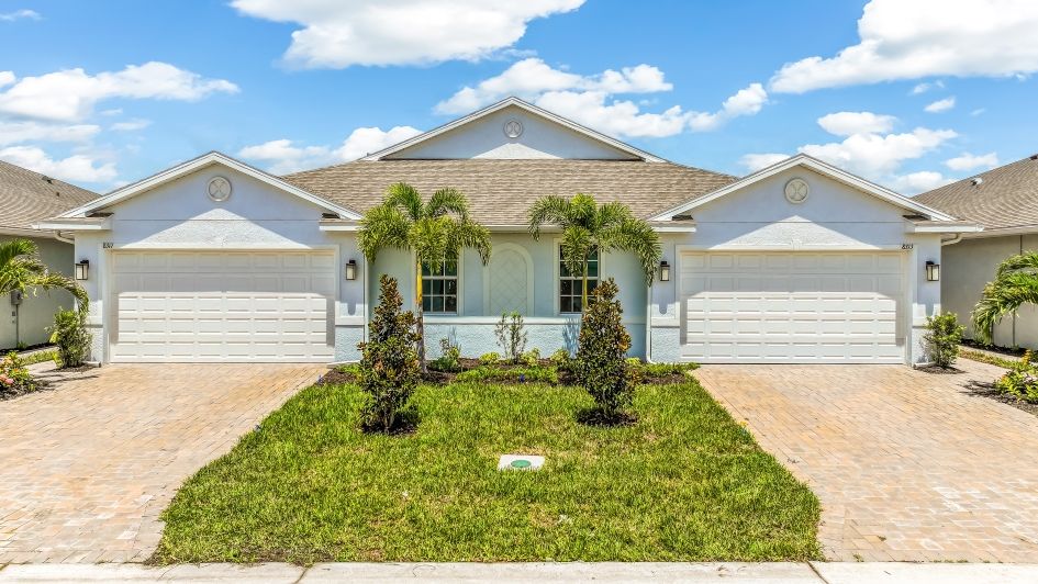 18158 Lagoon Reach Ln. North Fort Myers, FL 33917