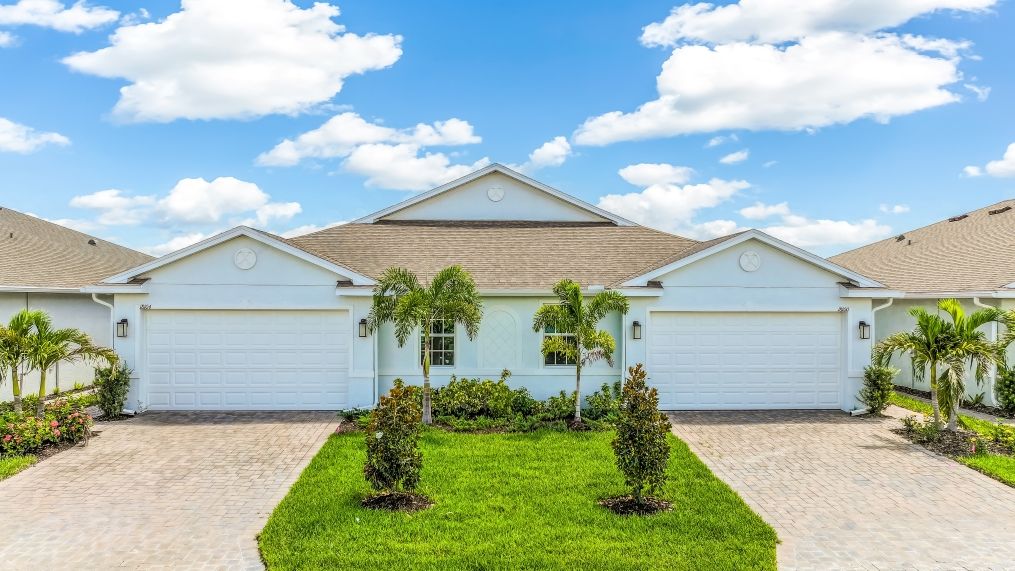 Carrington - The Shores at Brightwater: North Fort Myers, Florida - D.R. Horton
