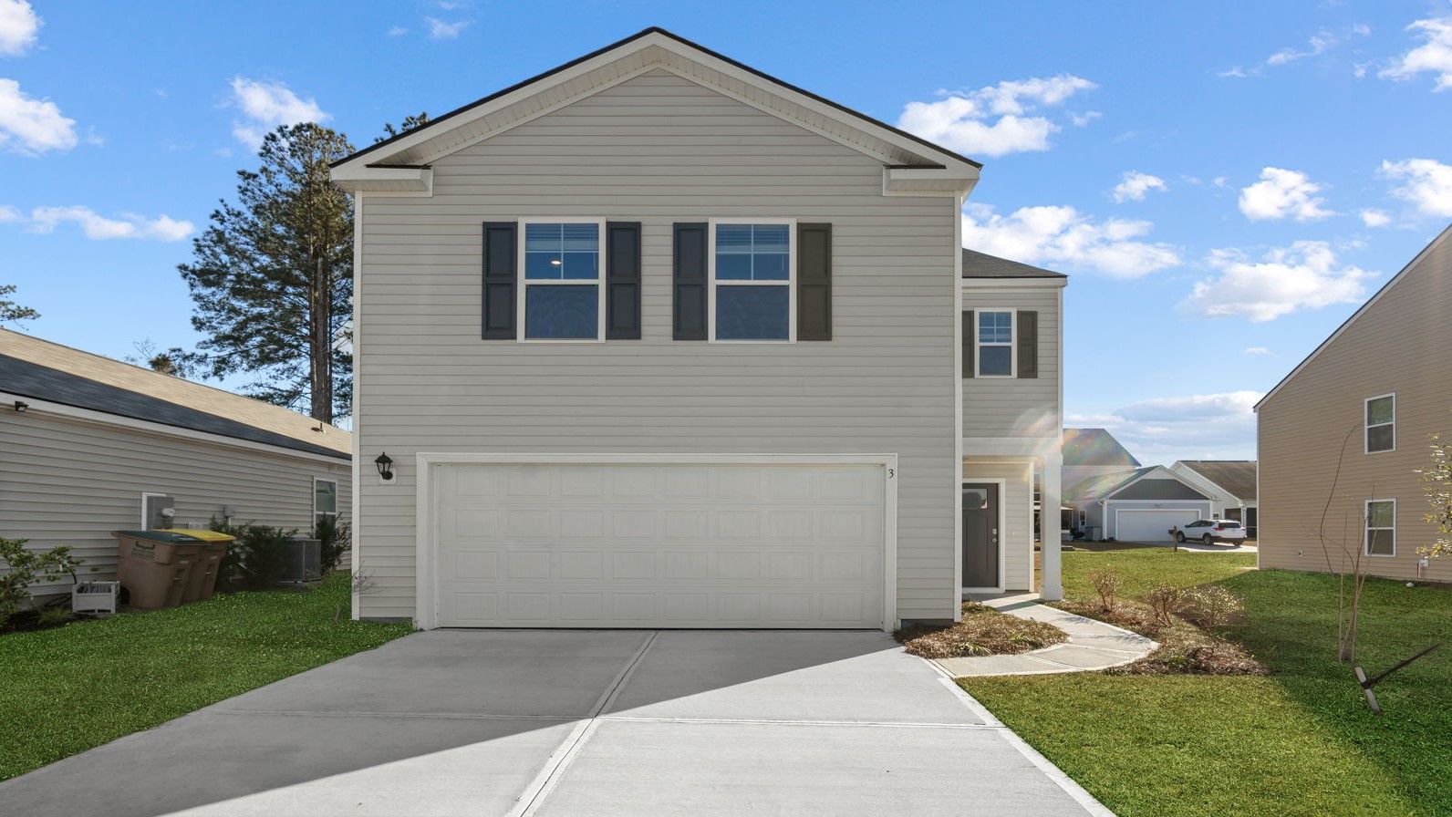 48 Lakefront Drive (ELSTON)