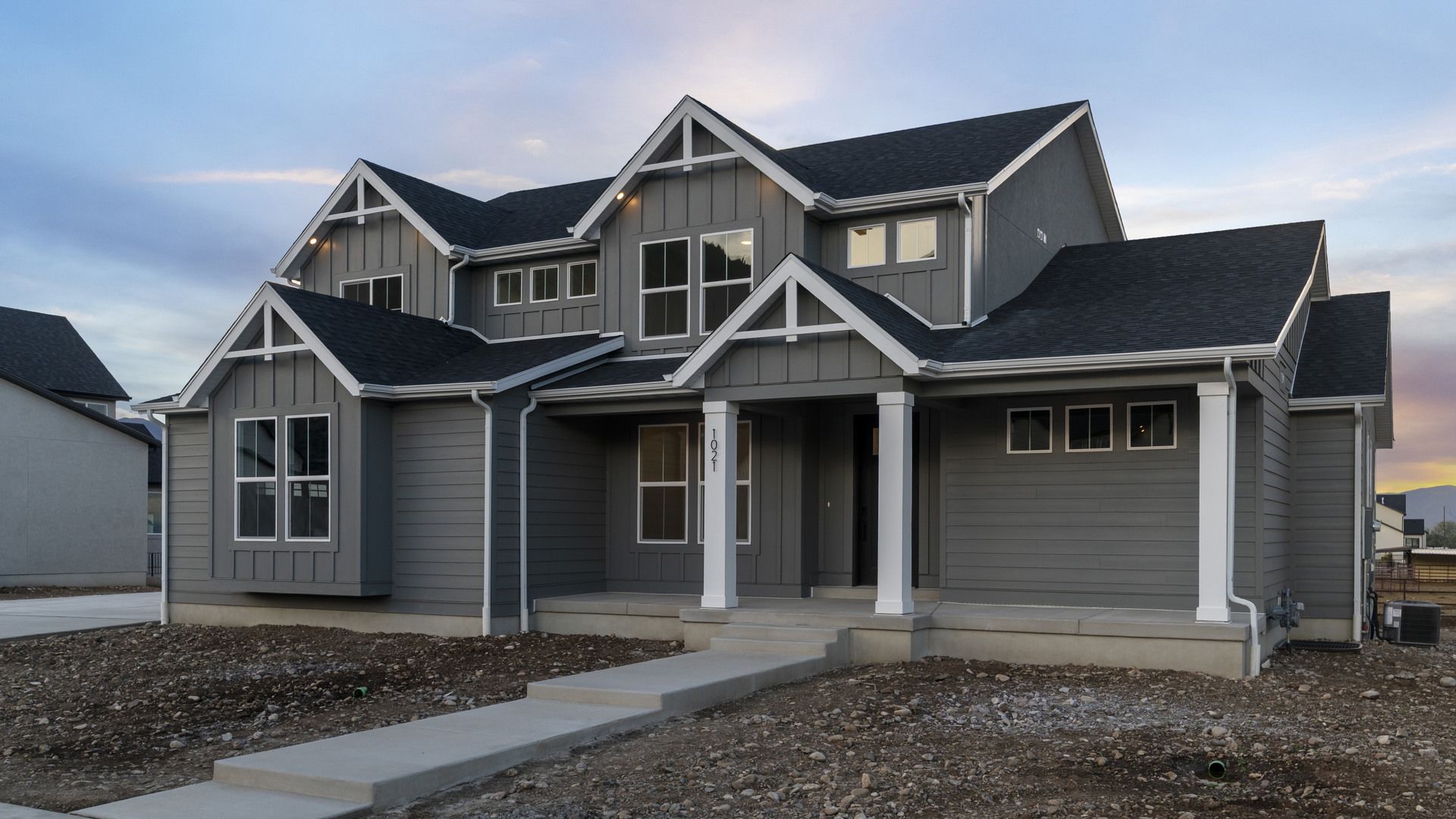 1021 N 1690 E #214 (Hastings)