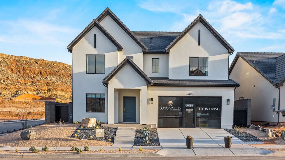 1425 S Lost Springs Drive. Washington, UT 84780