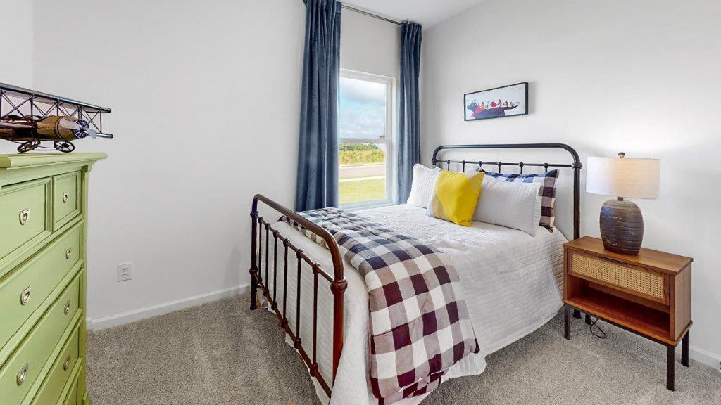 705 Spruce Circle. Calera, AL 35040