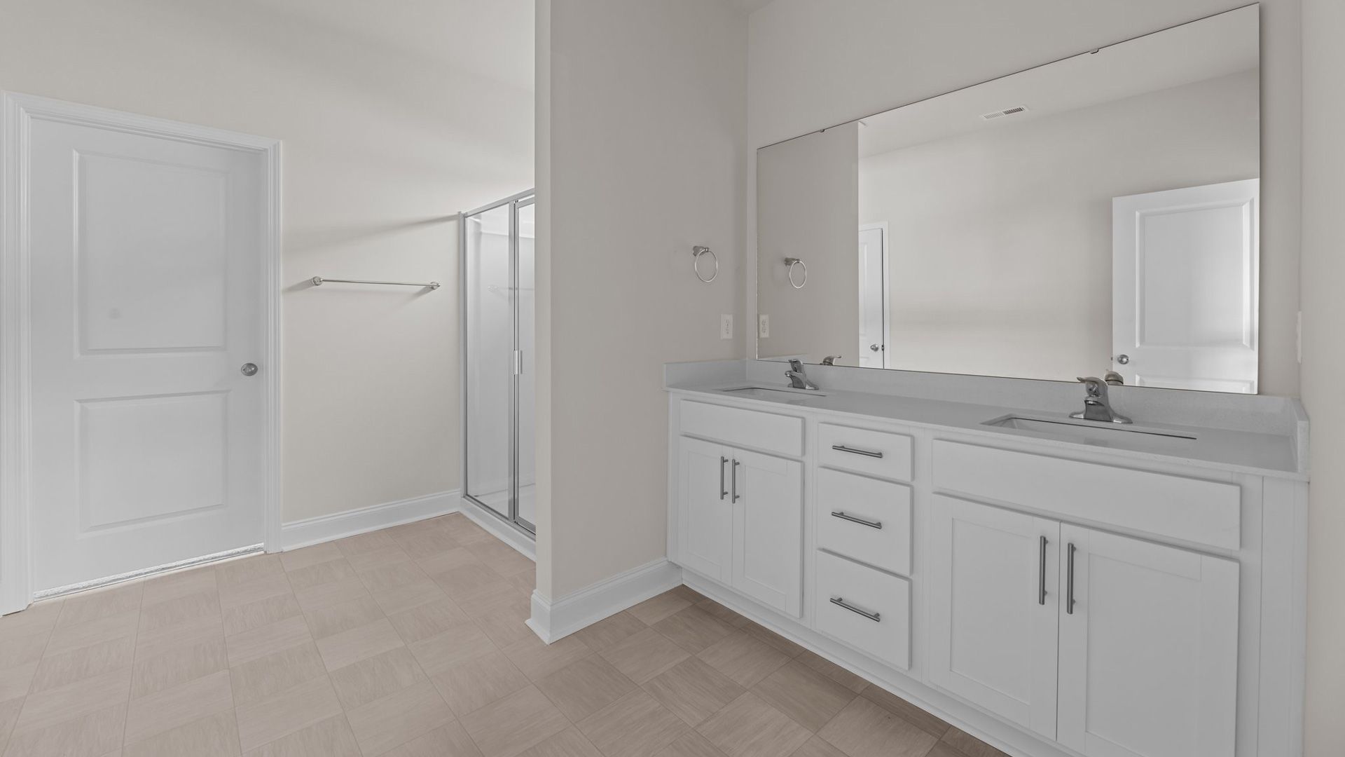 204 Lake Tyler Drive. New Bern, NC 28560