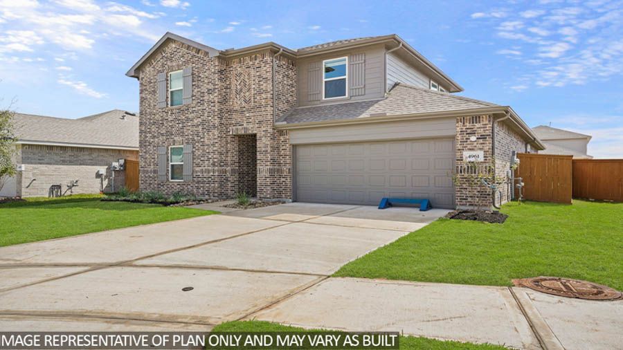 18018 Newport Pointe. Crosby, TX 77532