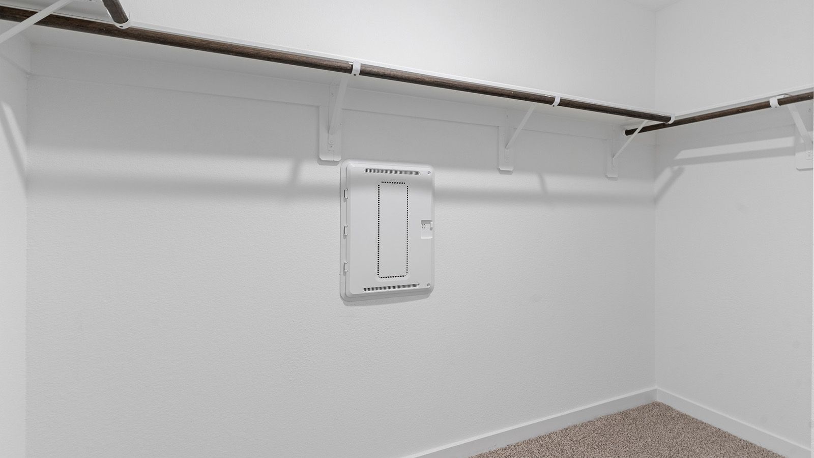 1307 Angelfish Drive. Iowa Colony, TX 77583