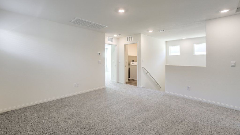 523 Canary Song Dr. Henderson, NV 89011