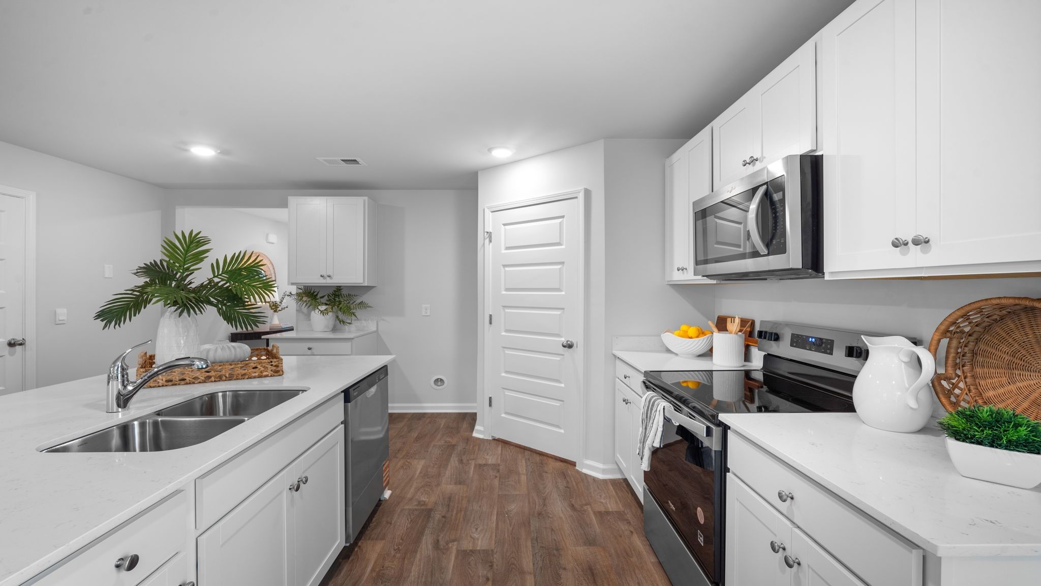 126 Ellie Way. Savannah, GA 31419