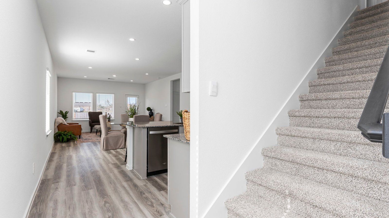 3037 Magnolia Pass Lane. League City, TX 77573