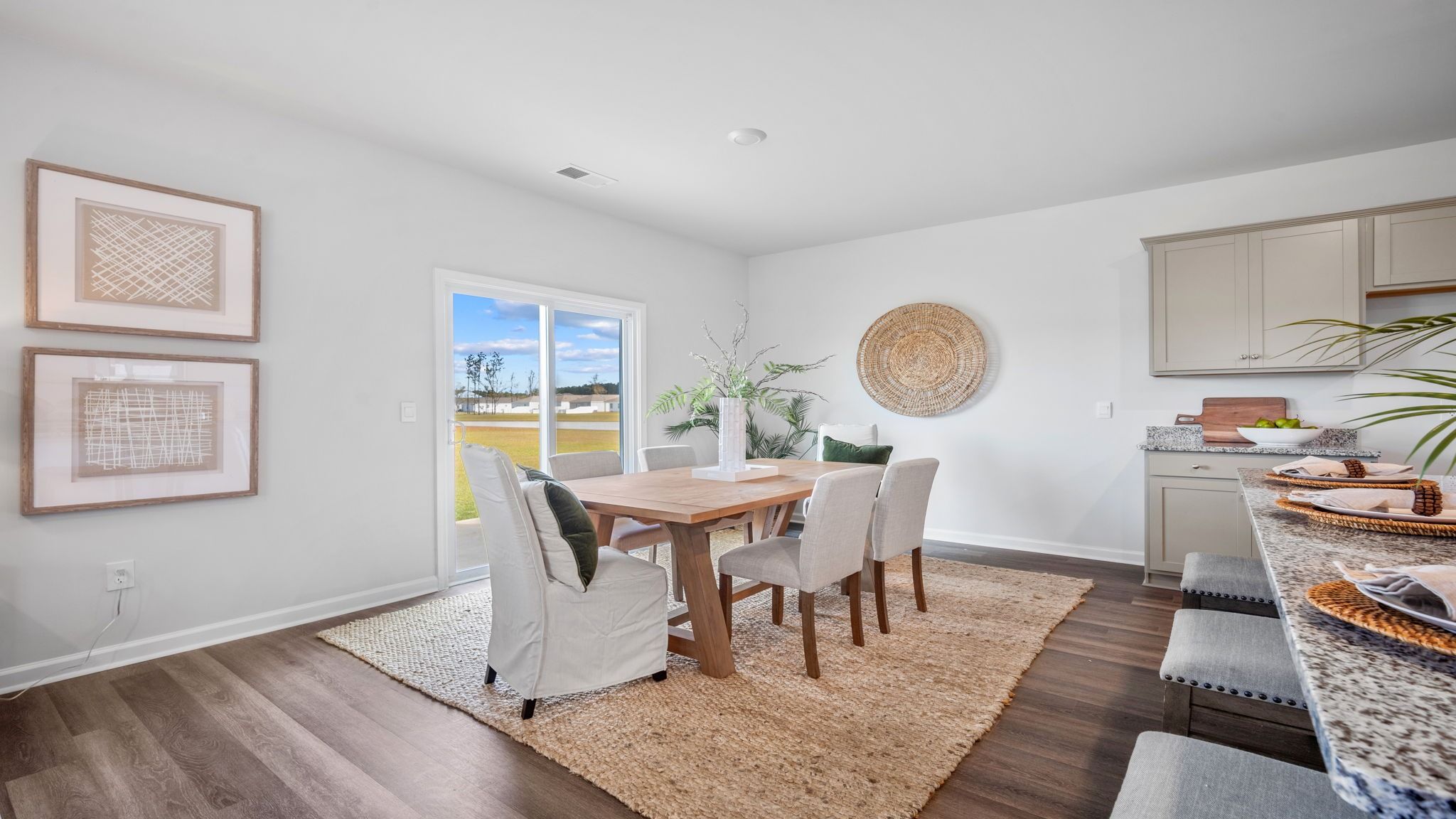 590 Sanctuary Drive (AISLE)