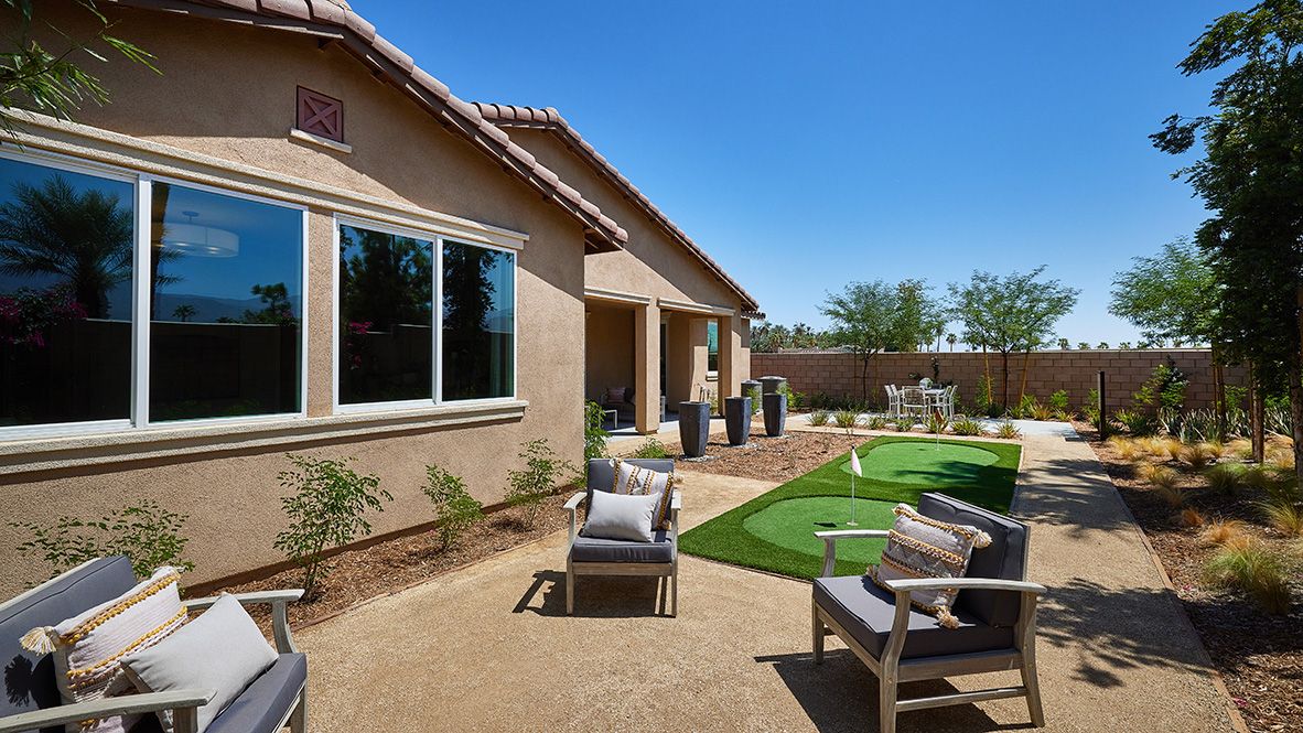 57435 Crown Valley Court. La Quinta, CA 92253