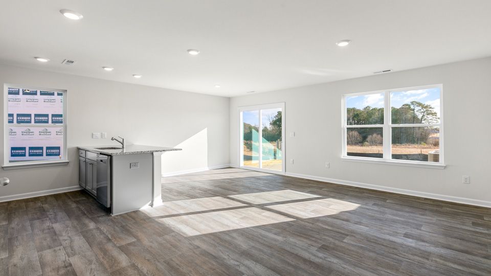 38 Red Clover Drive (MITCHELL)