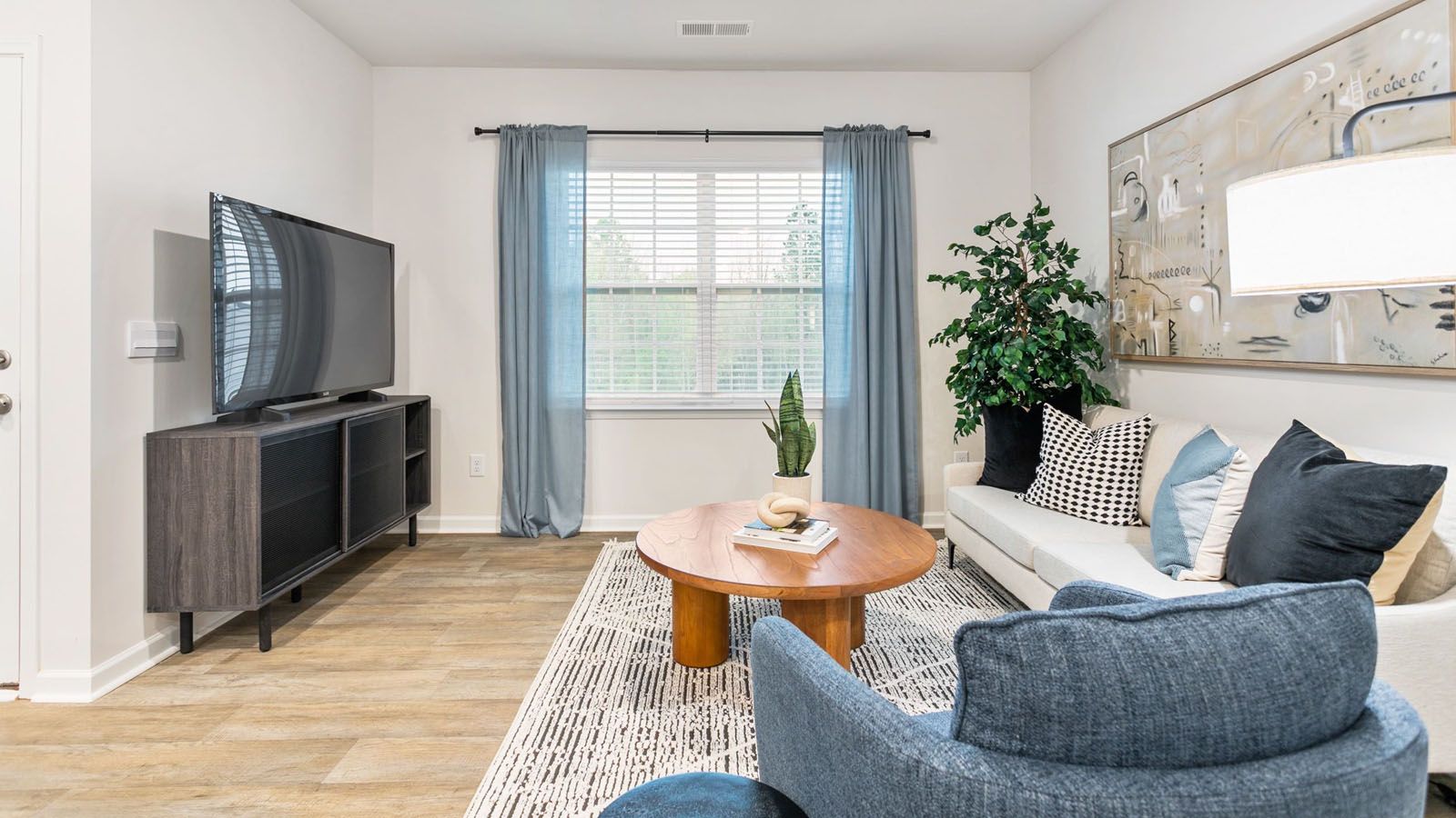 208 Moyer Drive (MAYWOOD)