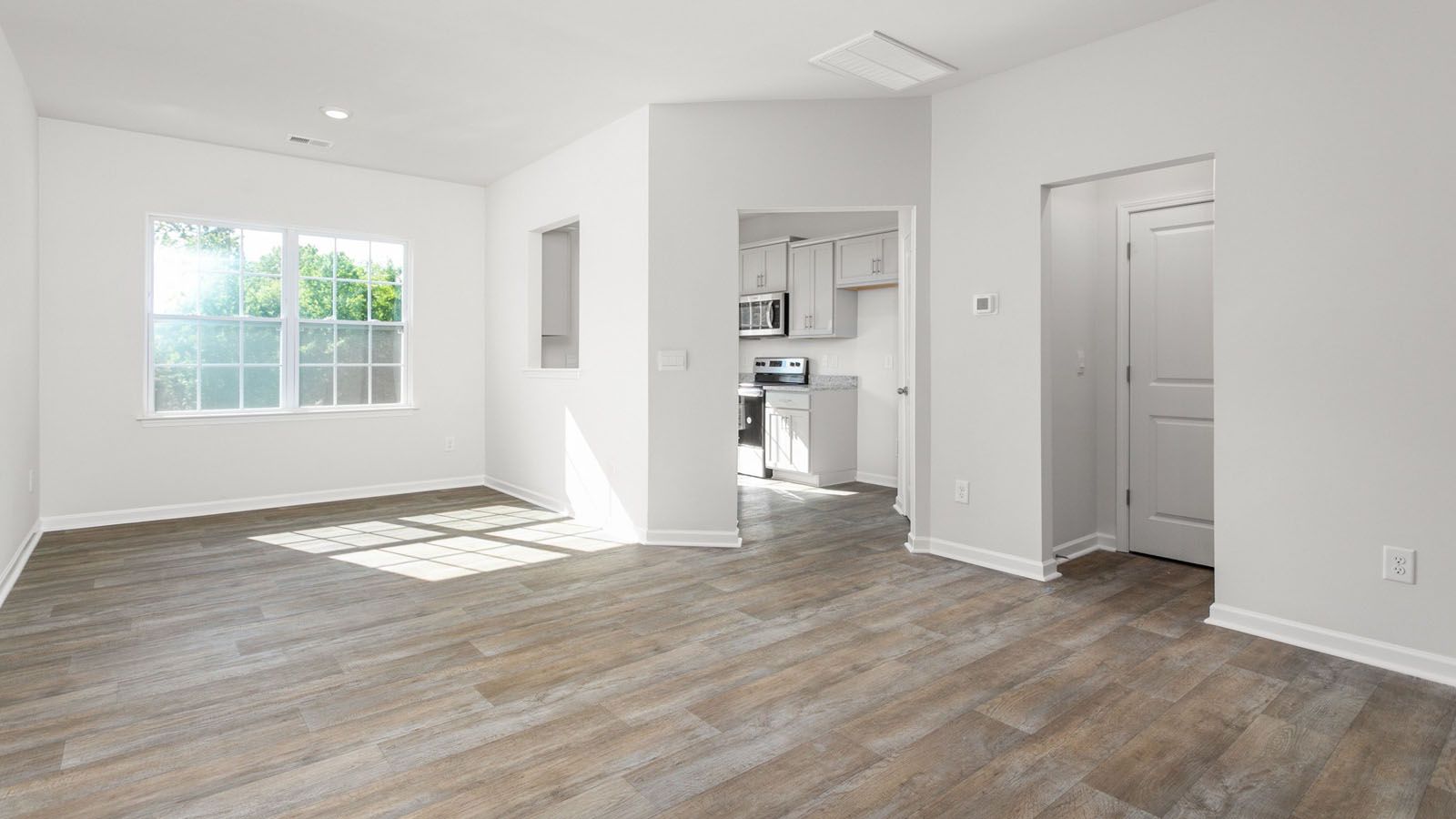 212 Moyer Drive (NEWTON)