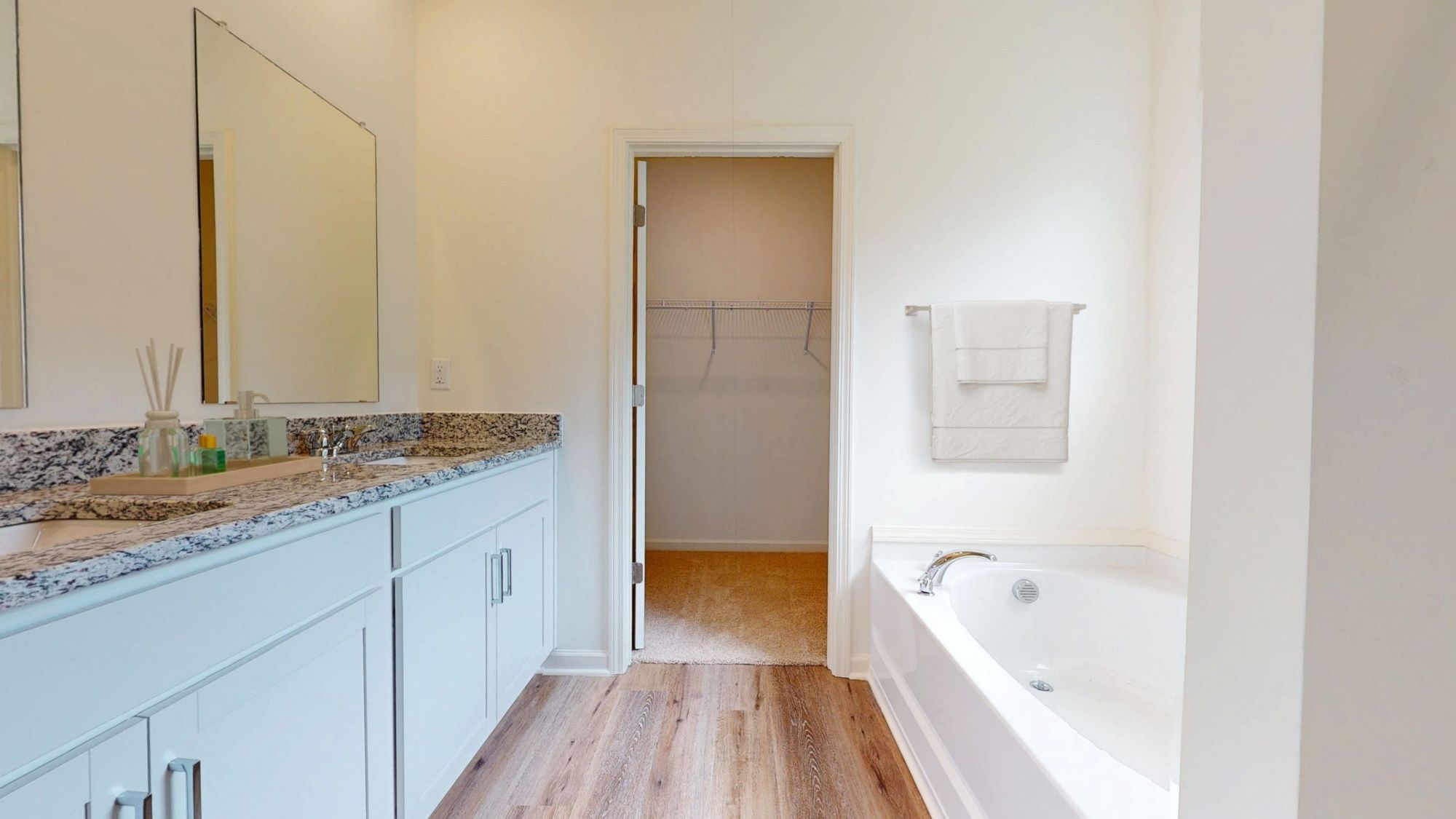 405 Doss Ferry Parkway. Kimberly, AL 35091